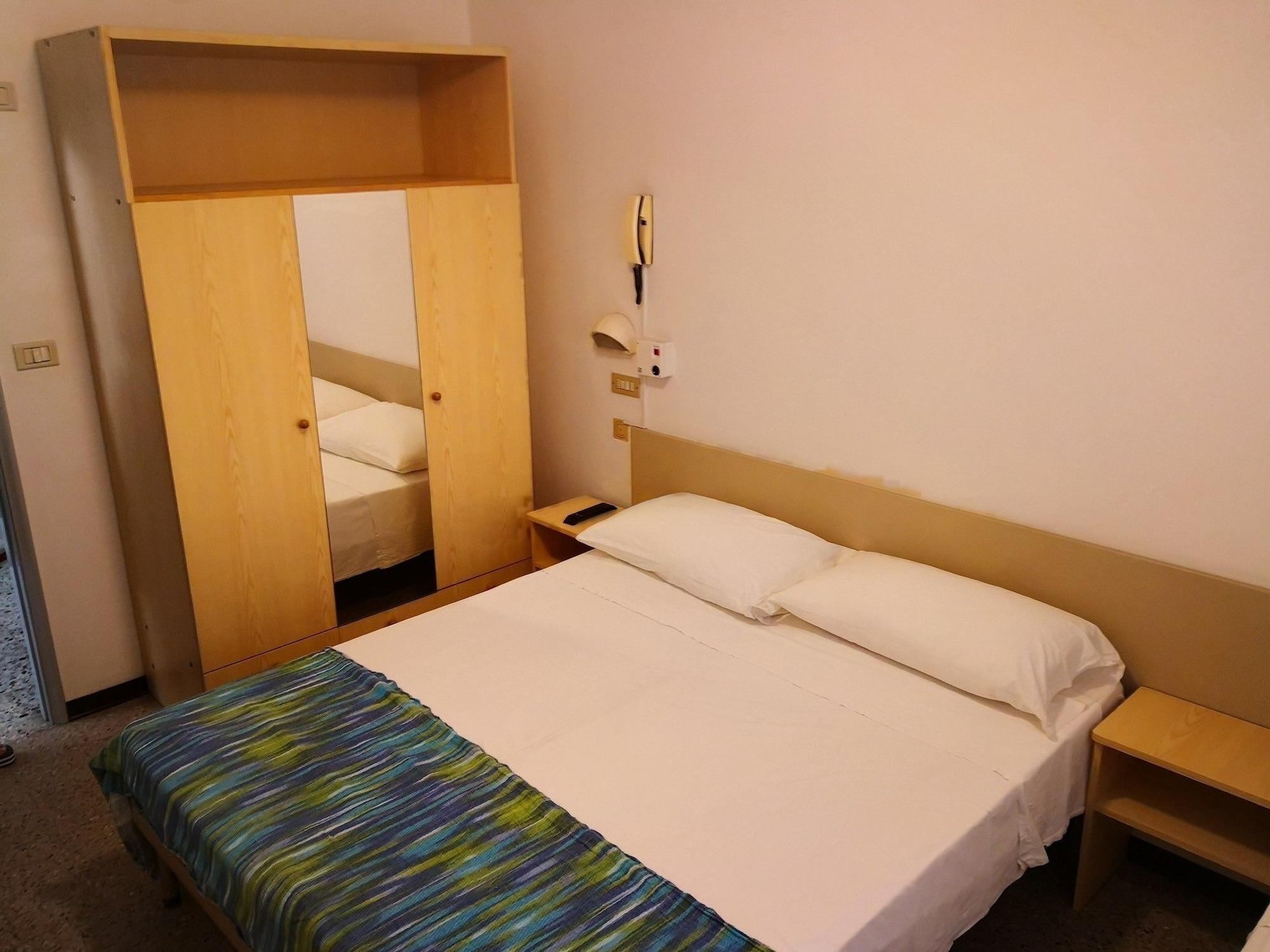 Hotel Gemma Ріміні Екстер'єр фото